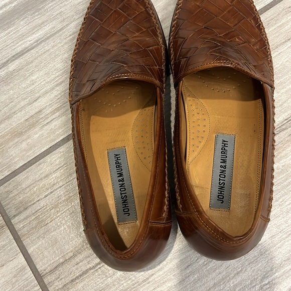 Johnston and Murphy Leather Loafers - Picture 4 of 9